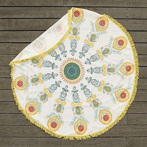 Gypsy 05 Roundie in Yellow Paisley